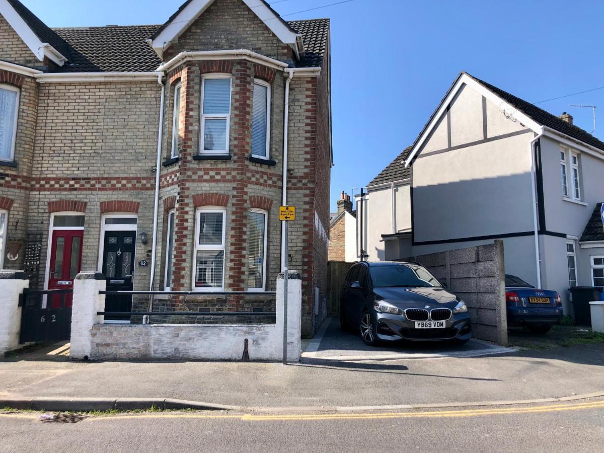 House With Parking, Short Stroll To Quay, Shops And Restaurants Villa Poole Exterior photo
